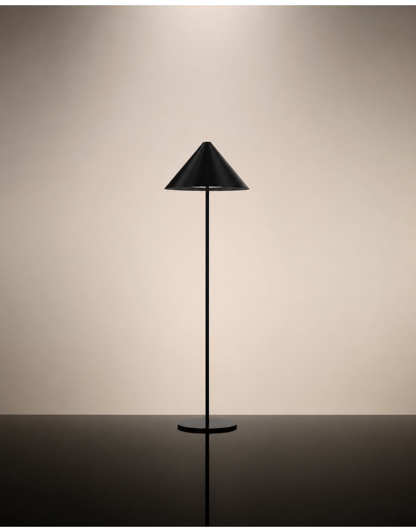 (SHOWROOM ITEM) KEGLEN 400 FLOOR LAMP