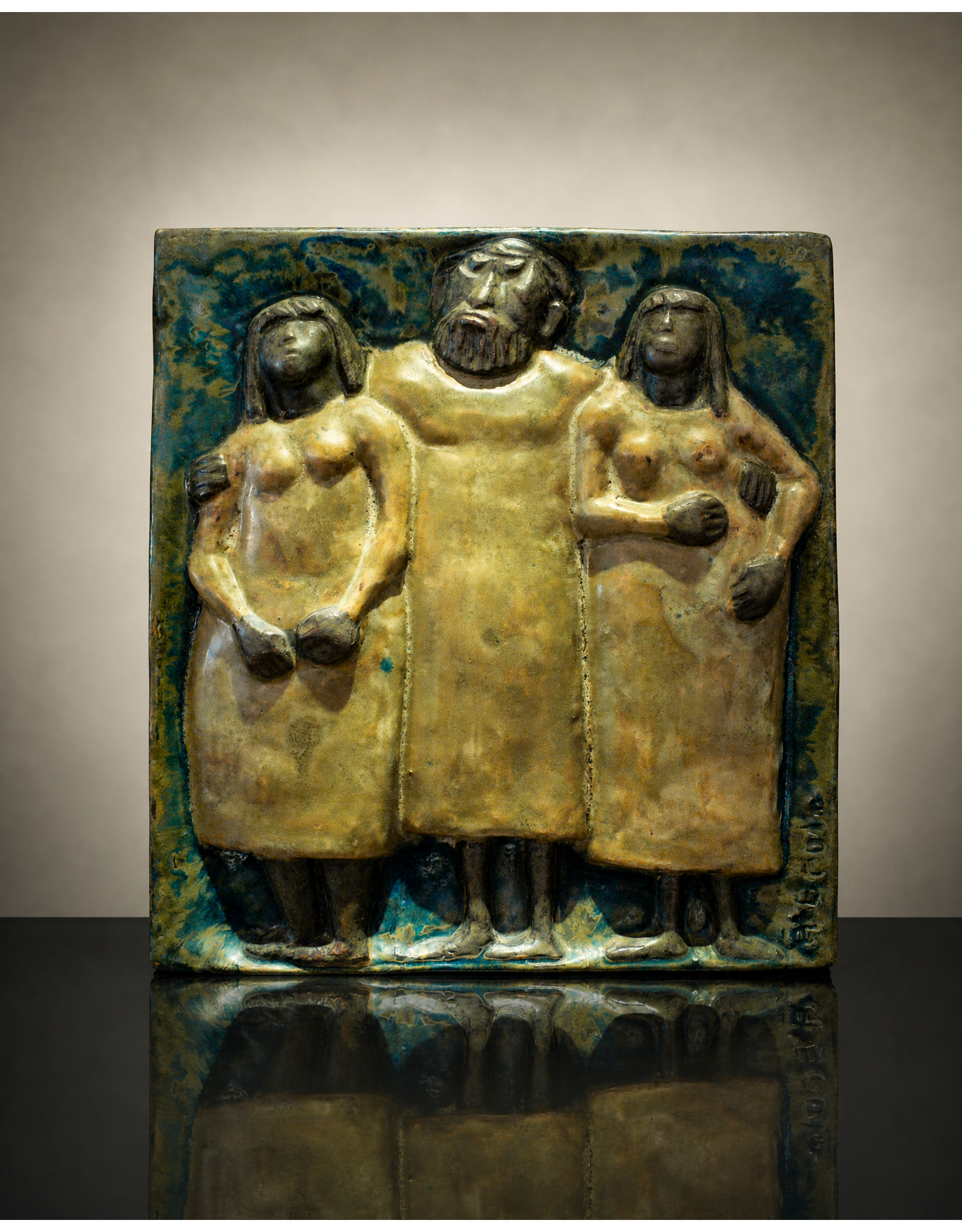 WALL PLAQUE 快乐男人与两个漂亮女士墙匾