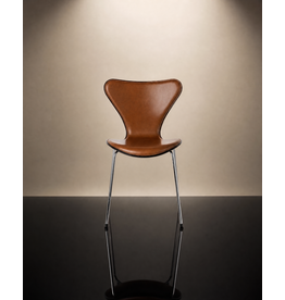 (SHOWROOM ITEM) 3107 SERIES 7 CHAIR, CHROMED BASE