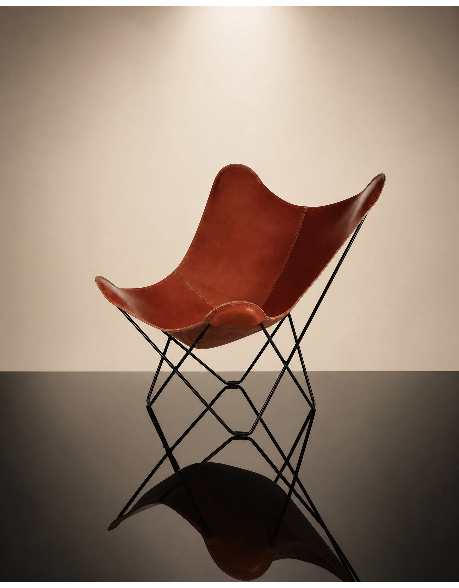 THE LEATHER BUTTERFLY CHAIR