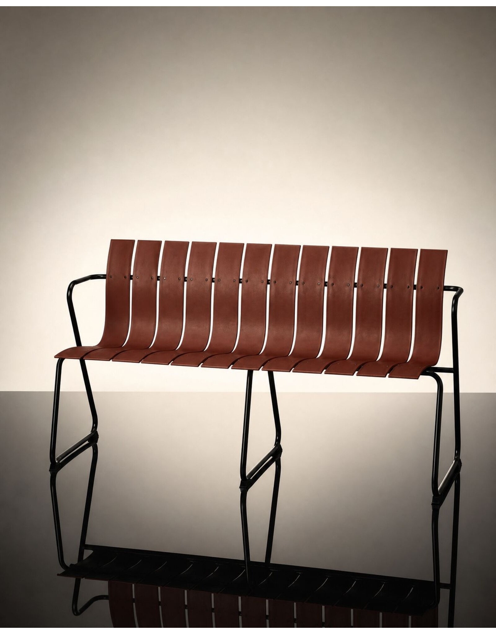 OCEAN BENCH