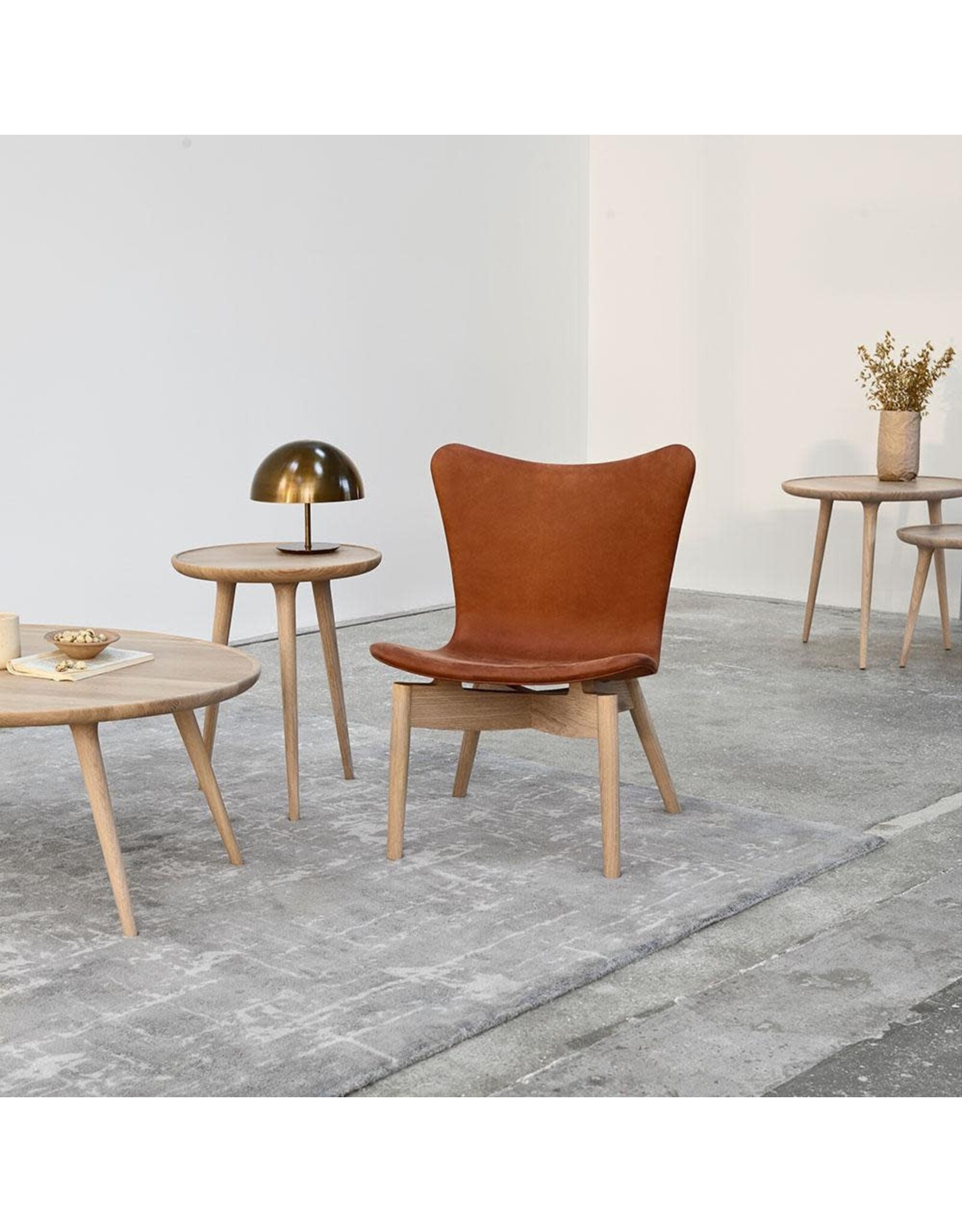 ACCENT SIDE TABLE - 3 LEGS