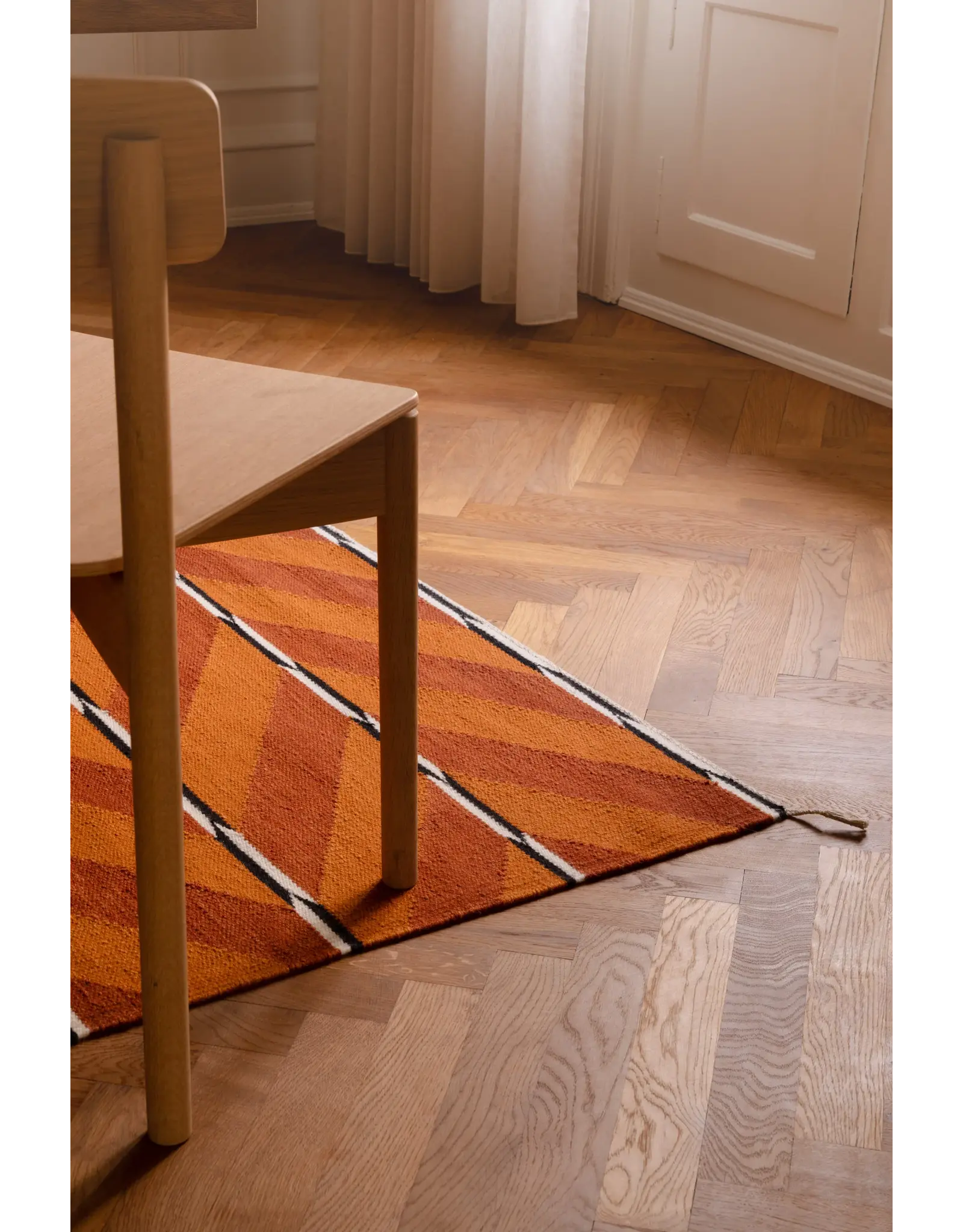 NORDICMODERN RUG VK-6 IN RED/ORANGE  COLOUR