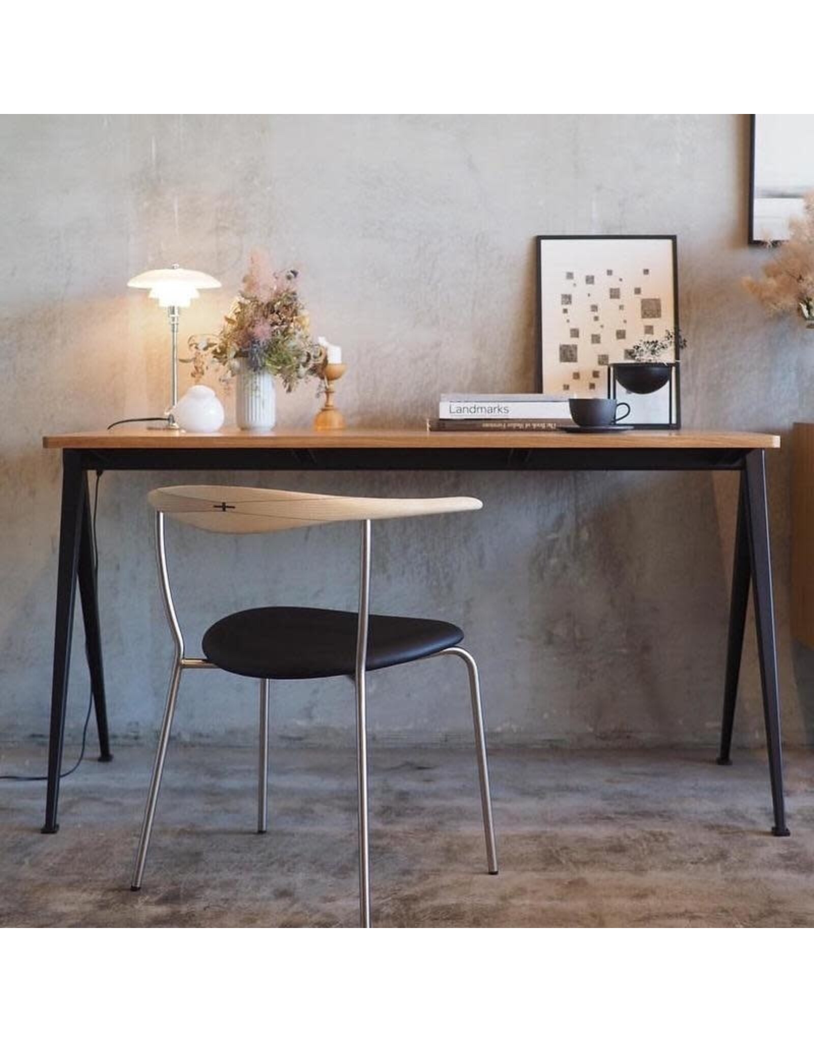 PP701 極簡主義餐椅