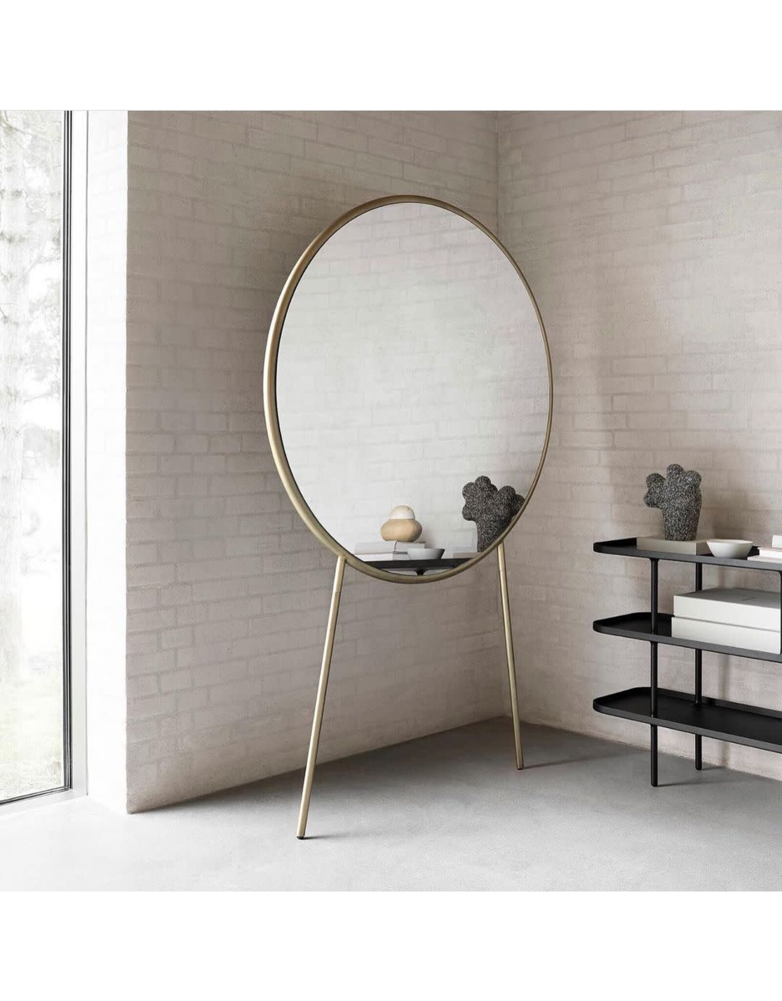MONDO MIRROR