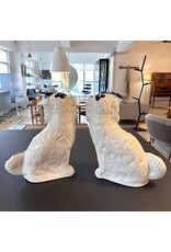 HAND PAINTED 斯塔福德郡獵犬一對