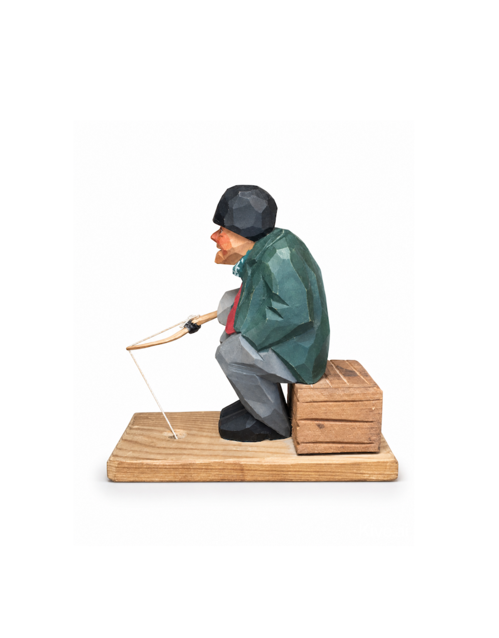 PAINTED WOOD CARVING 老瑞典人釣魚油彩木雕刻