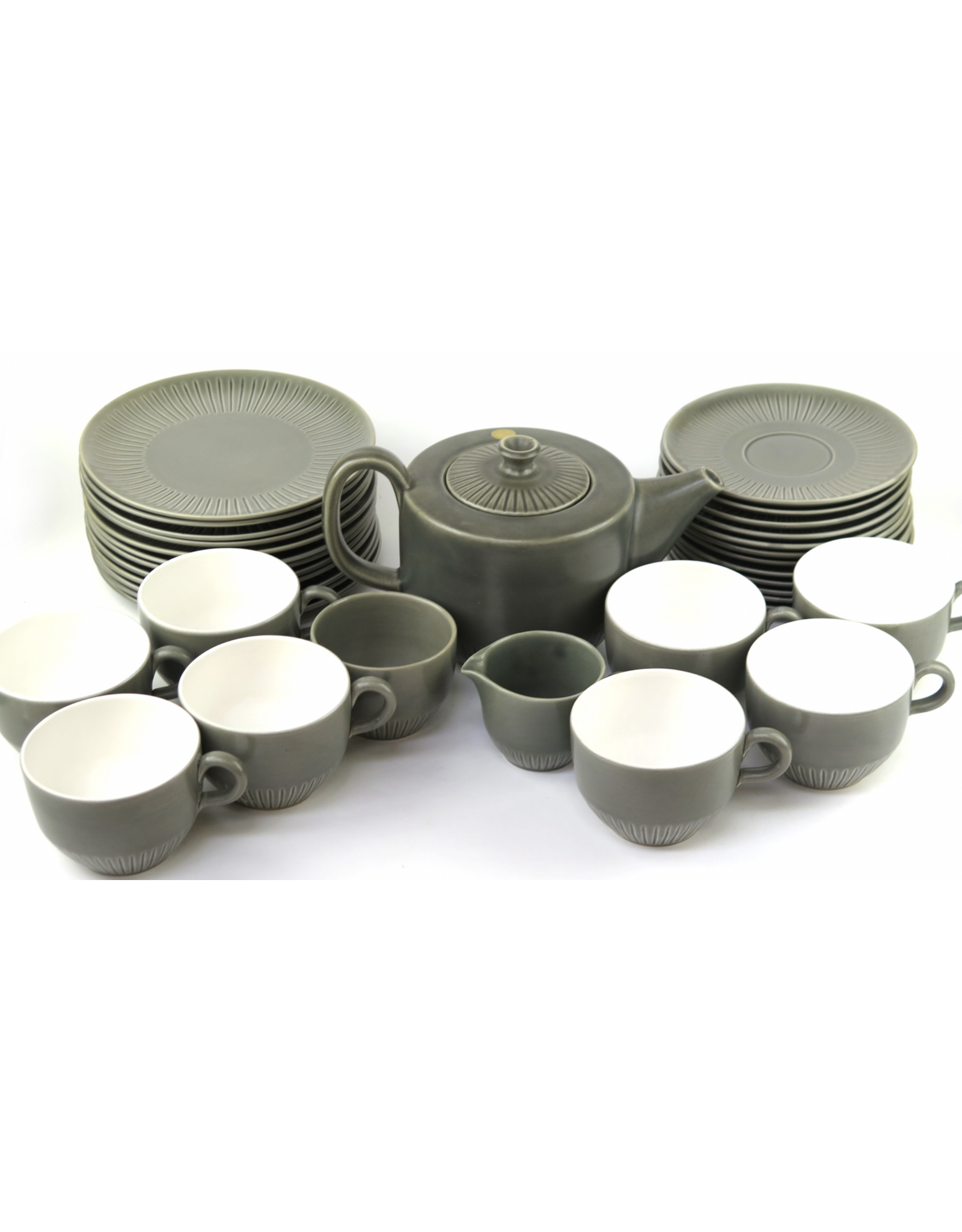 35 PIECE GREY GLAZED EARTHENWARE TEA SERVICE FOR 8 PERSONS