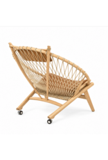 PP130 CIRCLE CHAIR