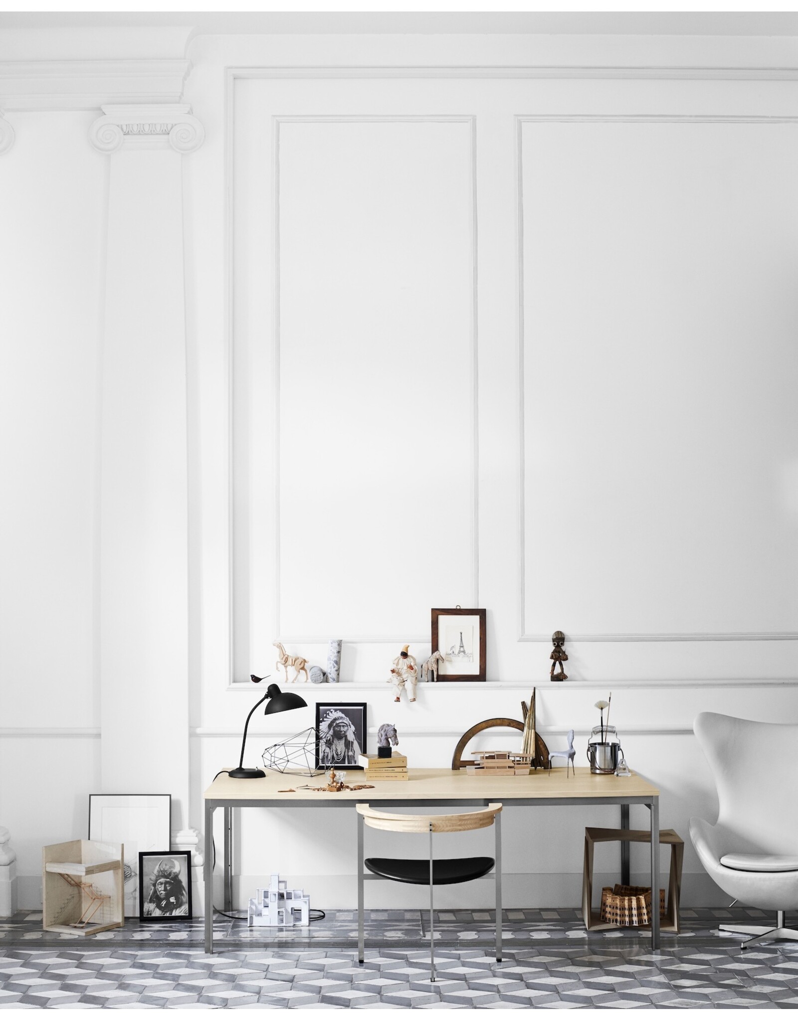 PK11 ARMCHAIR