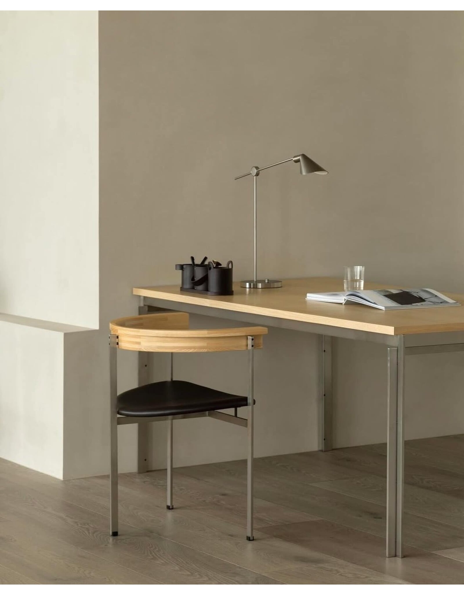 PK11 ARMCHAIR