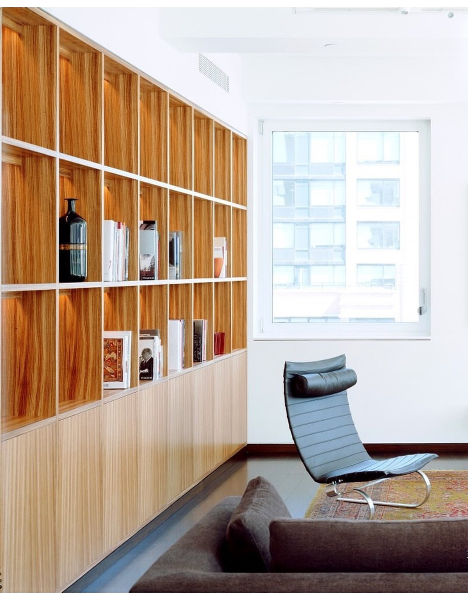 PK20 LOUNGE CHAIR