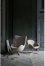 3320 SWAN EASY CHAIR