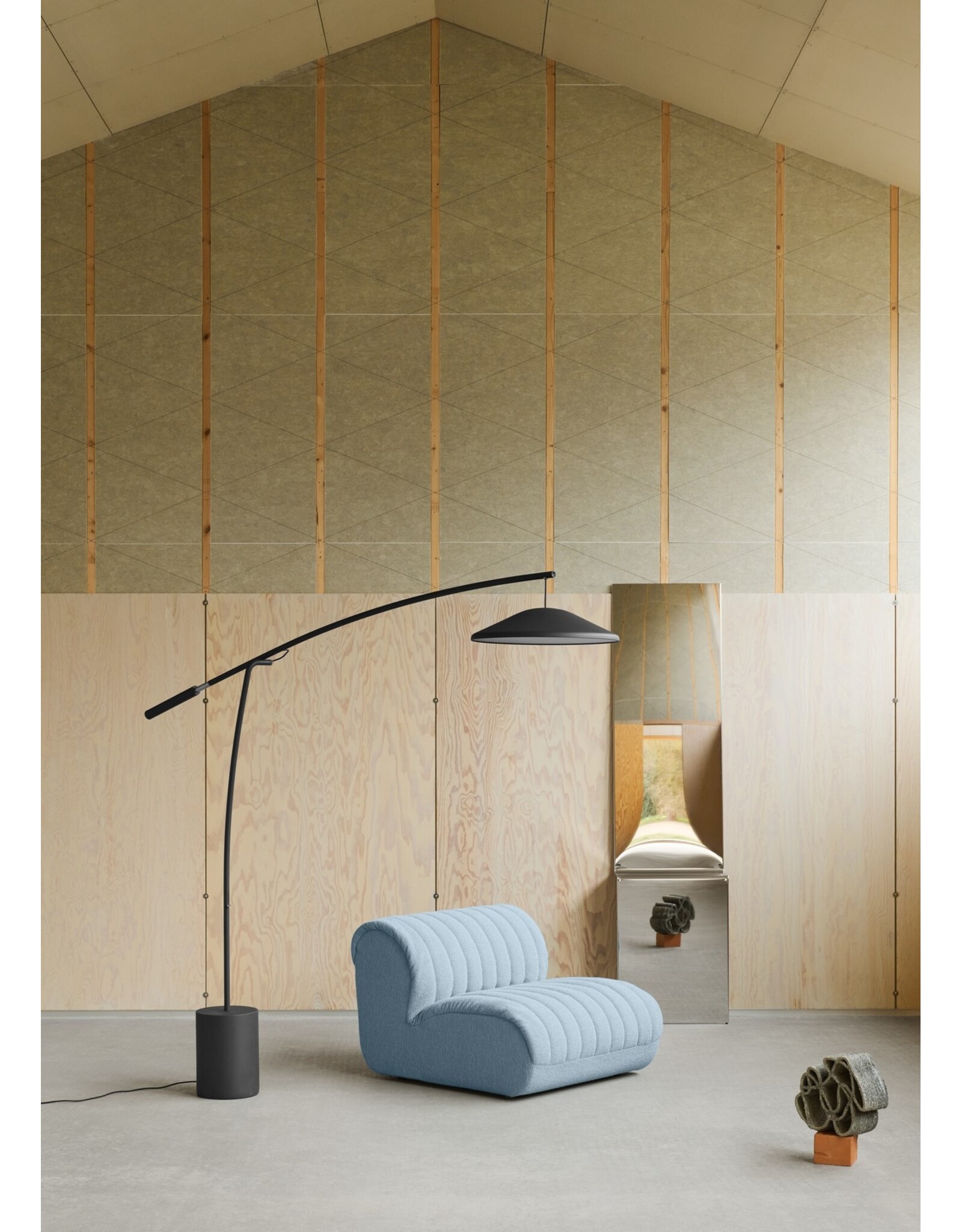 CONTRA FLOOR LAMP