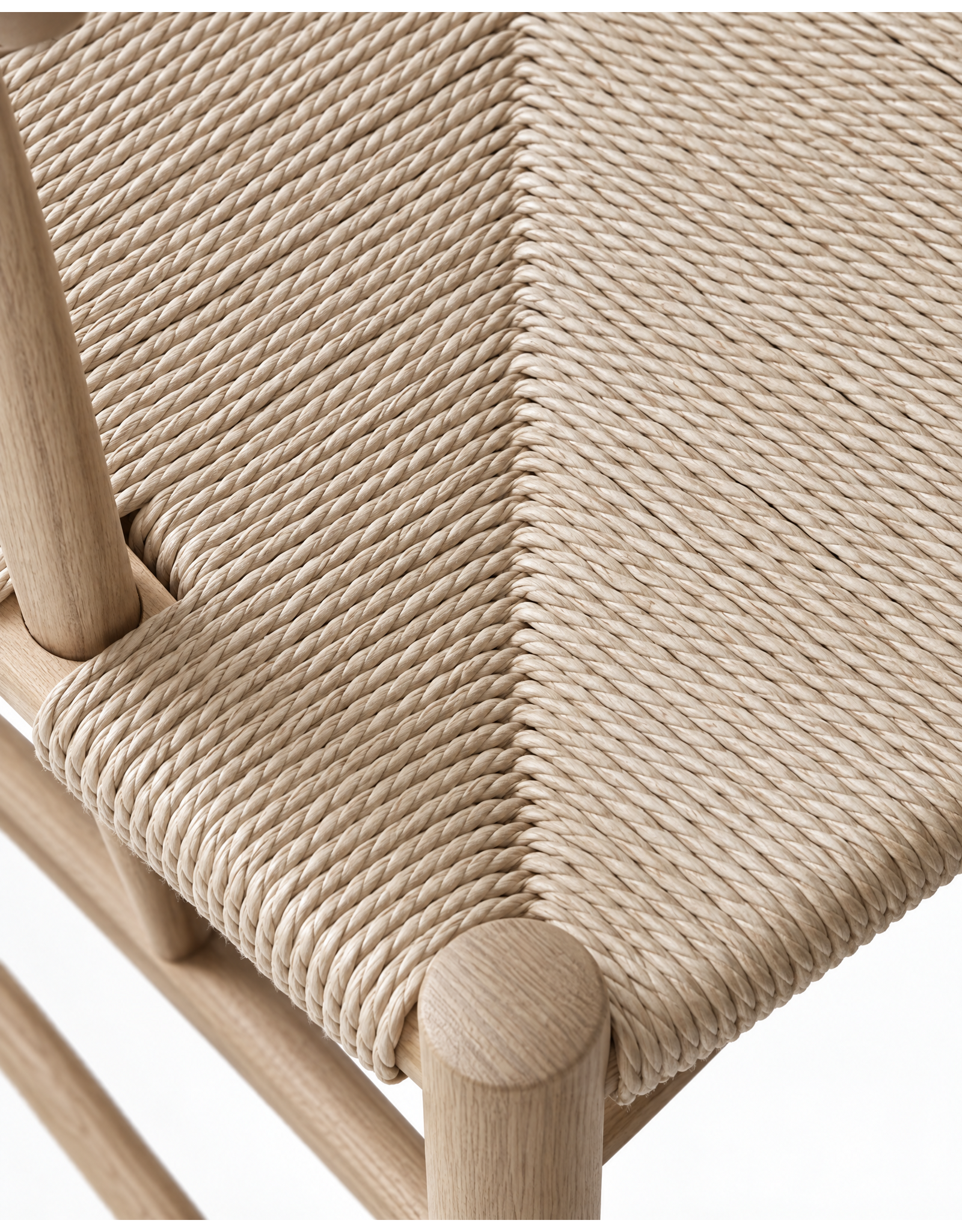 HM4 DRAWN ARMCHAIR