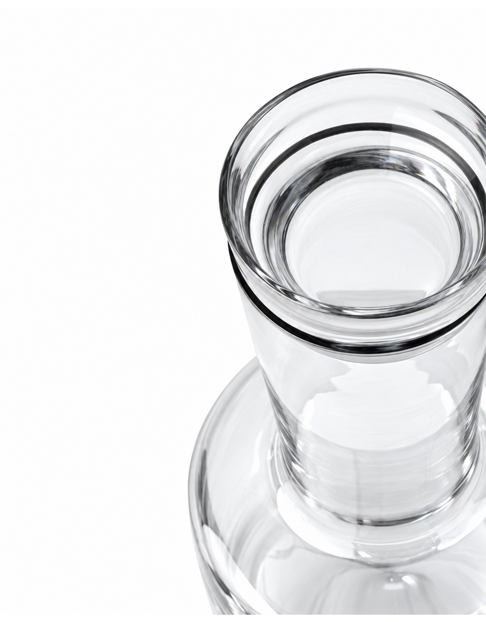RAISE CARAFE