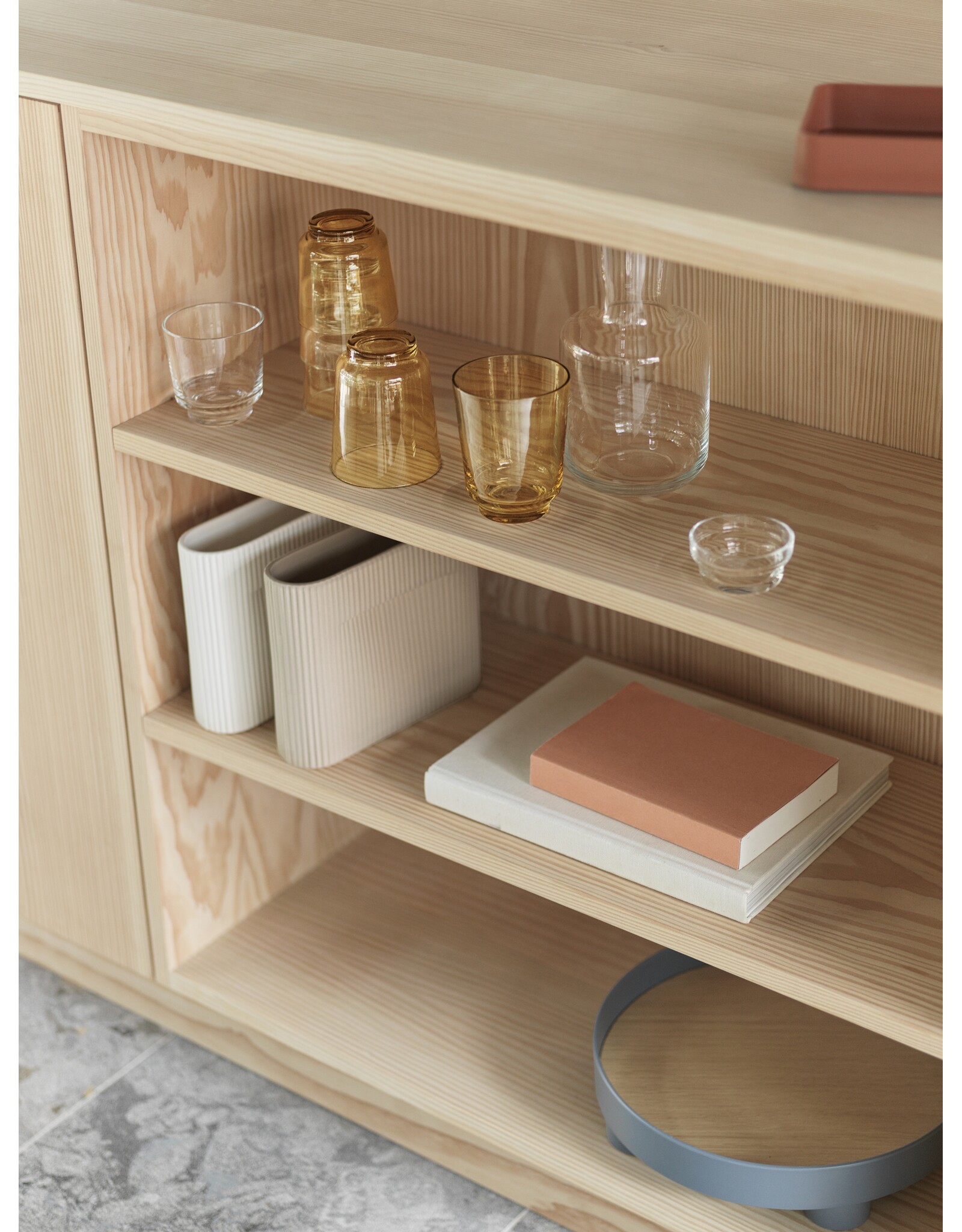 RAISE CARAFE