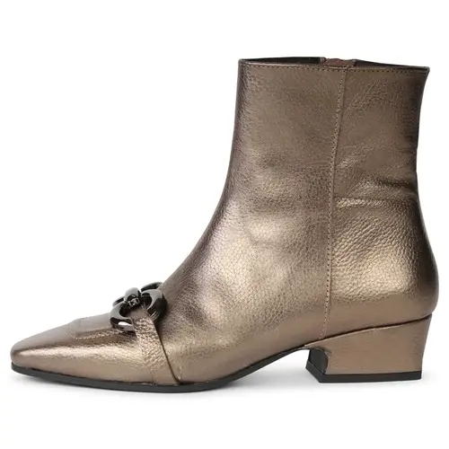 TESS BRONZE TESS BRONZE