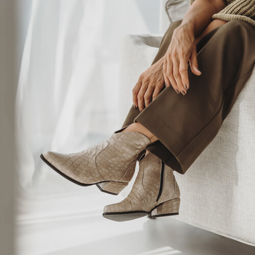 MAE PEARL BEIGE