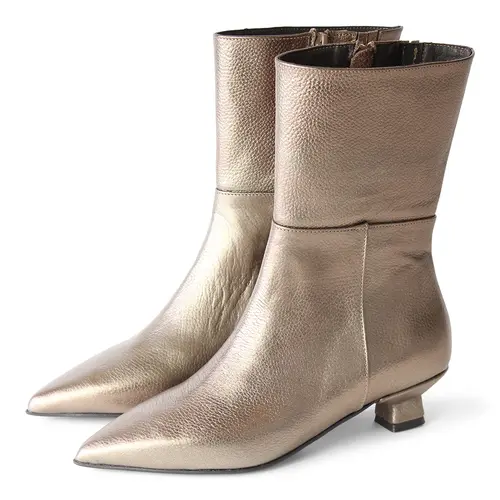 ROCK BRONZE