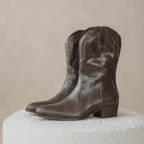 RUBI BROWN PRINT