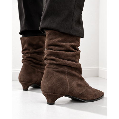REOS BROWN