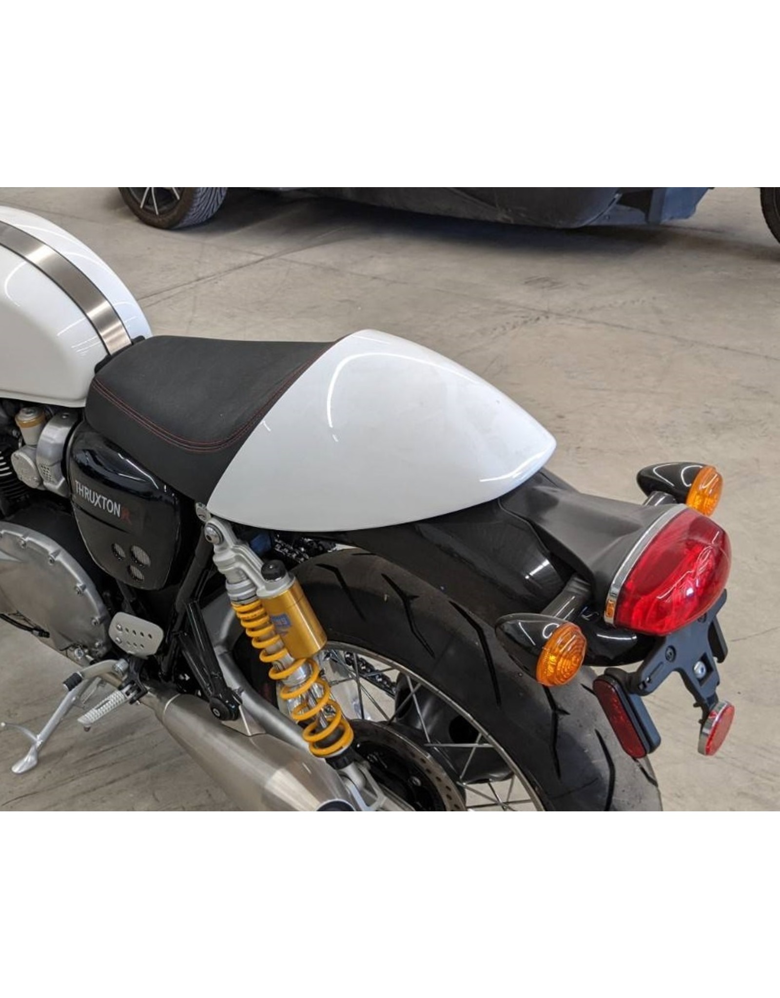 Seat Cowl Crystal White