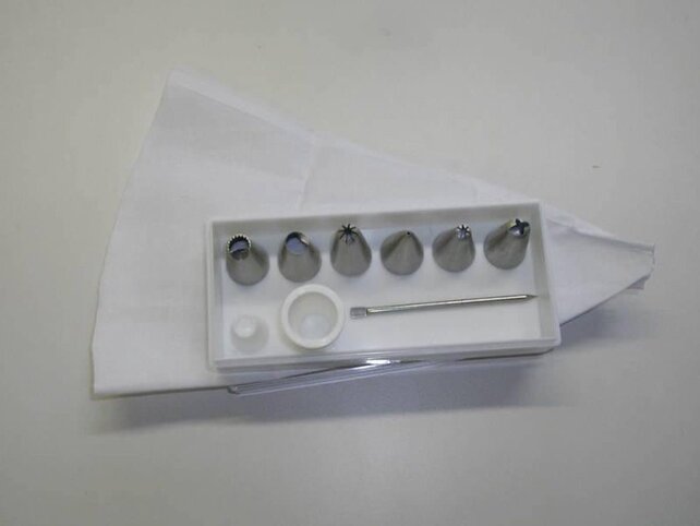 Metaltex Dolceforno Pipe Bag For Whipped Cream - 31 X 20 cm - Cotton White - 7-piece