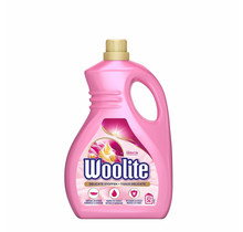 Détergent Woolite pour laine, soie et tissus délicats - 32 cycles de lessive - 1,9 L