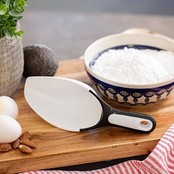 Plastic Scoop -1 Cup - Grip Handle