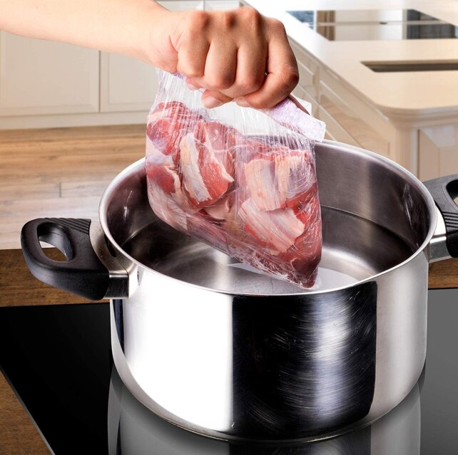 Jet-Cut, zuschneidbare Frischhaltefolie, Gastronomie 30 cm x 300 m, PVC transparent, 1 Stück