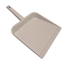 Pelle à poussière en métal