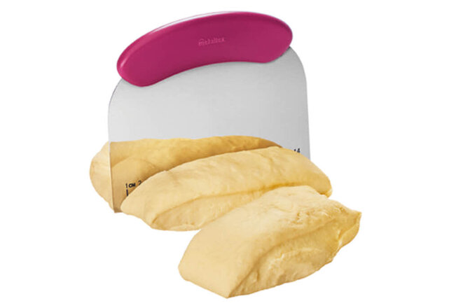 Metaltex  Dough Scraper 14 cm