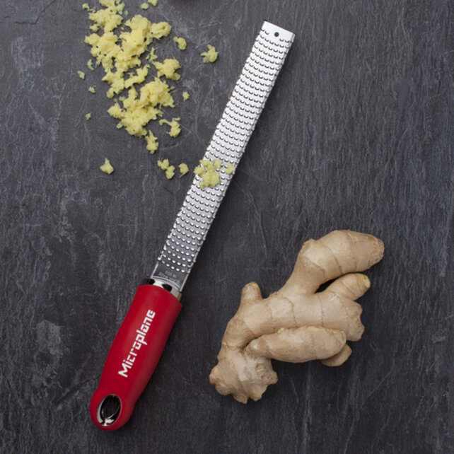 Microplane Premium Classic Fine Zester & Grater