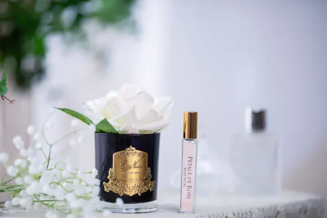 Côte Noire Parfümierte Natural Touch Rose in Schwarz – Rosa Rouge