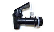 Plastic faucet for Shabbes kettle