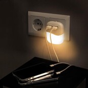Smartwares ISL-60026 Nachtlamp - Wit - 2 USB poorten - Telefoon opladen