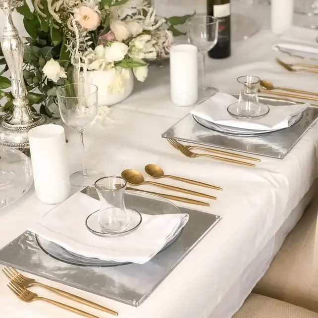 Ensemble de 6 tasses et soucoupes en verre classiques Waterdale à bord argenté