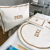 Waterdale Leder Pesach Set - Hotel Style - Wit & Goud