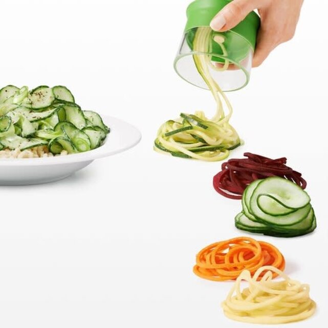 OXO Soft Works Vegetable Cutter 3-Blade Hand Spiral Slicer For Carrot, Cucumber, Courgette