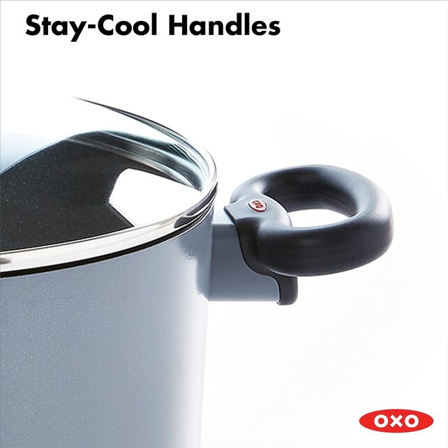OXO Cocotte avec couvercle et poignées douces au toucher, compatible induction et four, 24 cm/4,9 L, noir