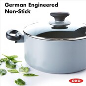 OXO Auflaufform mit Deckel und Soft-Touch-Griffen, induktions- und backofengeeignet, 24 cm/4,9 l, schwarz