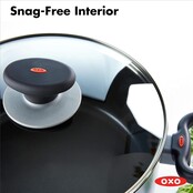 OXO Cocotte avec couvercle et poignées douces au toucher, compatible induction et four, 24 cm/4,9 L, noir