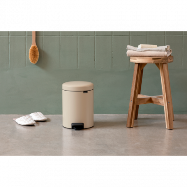Brabantia NewIcon Pedal Bin, 3L Soft Beige