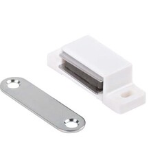 Closet Magnet Closure Light 2 Hole White