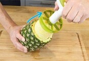 Vacuvin Pineapple Slicer, Wedger and Corer - White