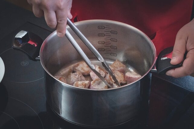 Tefal Emotion Stainless Steel Cooking Pot with Glass Lid – 5.2 L