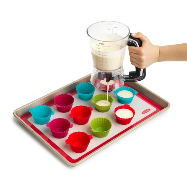 OXO Good Grips Precision Batter Dispenser – Clear