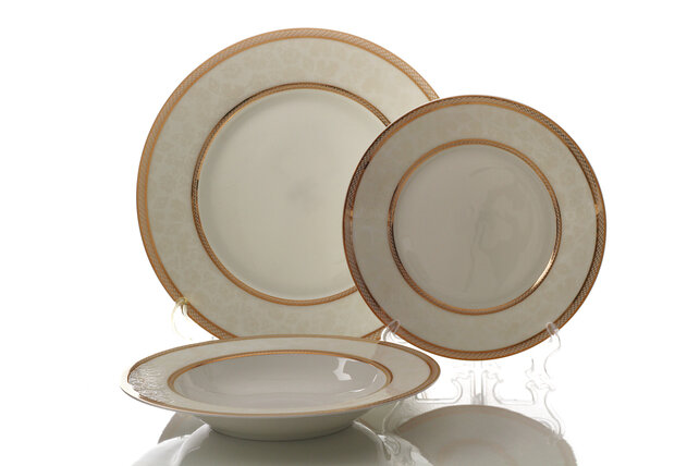 Floral Lace Gold 18 Piece Dinnerware Set, Service for 6