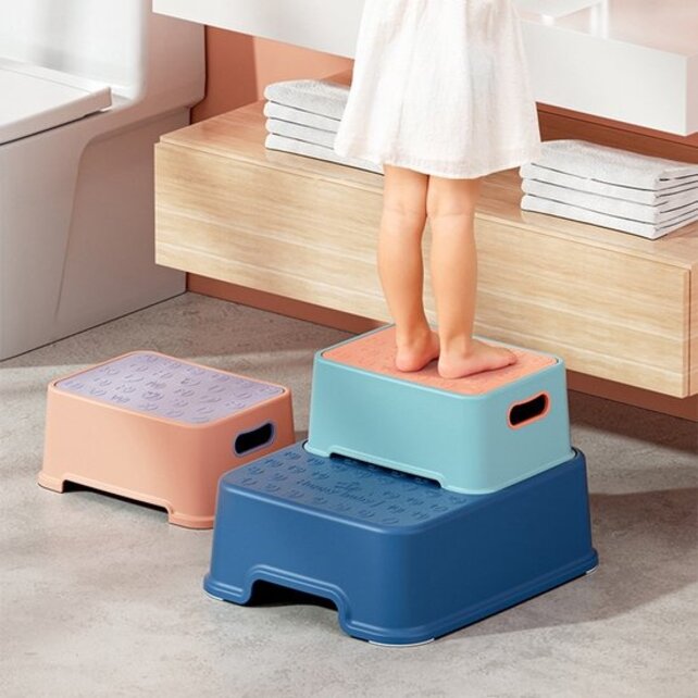 Splendole 2-in-1 Kindertritt – Doppelstufe Rutschfest für WC & Bad – Leicht & Stapelbar – 27 cm – Max 110 kg